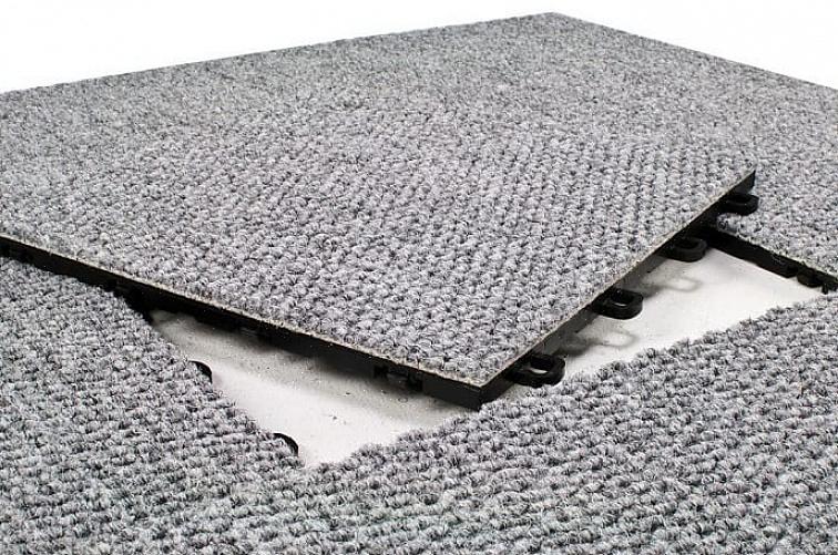 At være lavet af polyurethanskum er tæpper med påsatte Kanga-puder meget bedre end tæpperne