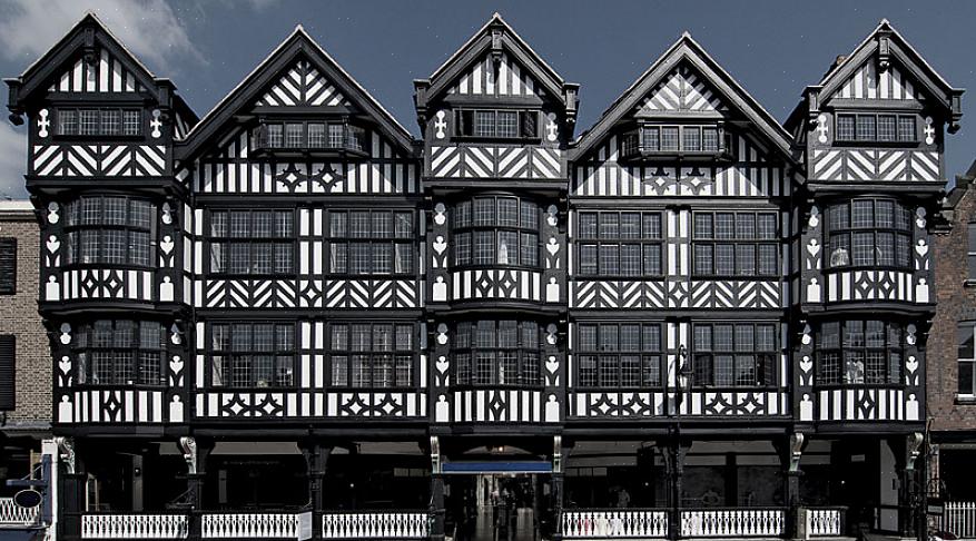 Sammenfattende er Tudor Revival-arkitekturen en udvidelse af de Tudor-hjem