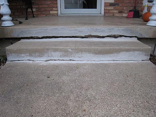 Revner i en betongterrasse kan repareres hurtigt med enkle metoder